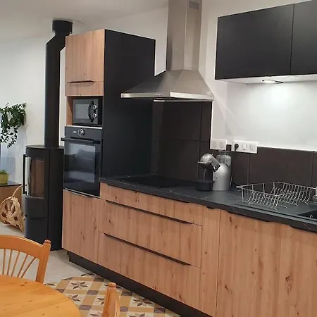 Logement Entierement Refait A Neuf * Orges