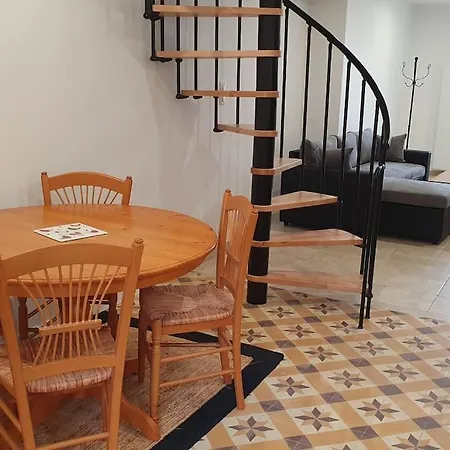 Apartment Logement Entierement Refait A Neuf
